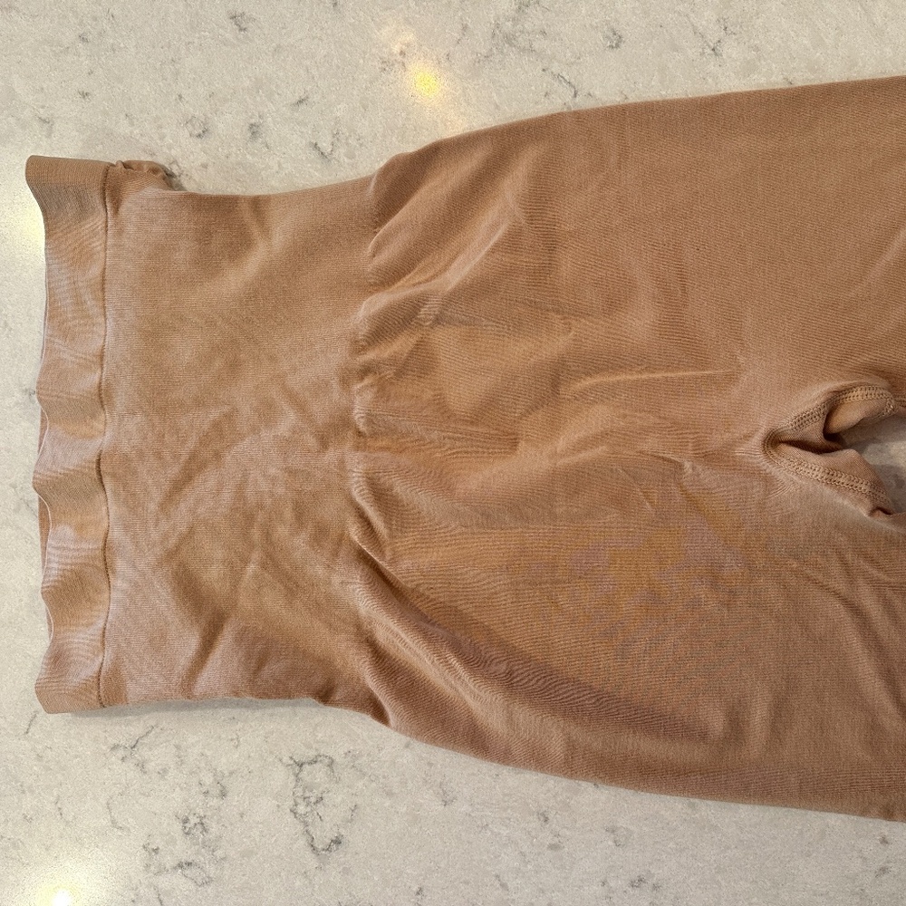 Kindred bravely Seamless Bamboo Maternity Thigh Saver, nude size medium